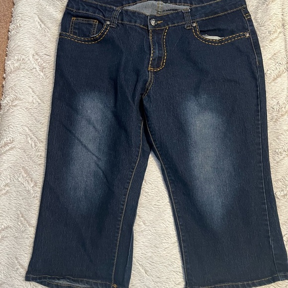 Thrill Capri Size 16 - Picture 1 of 5